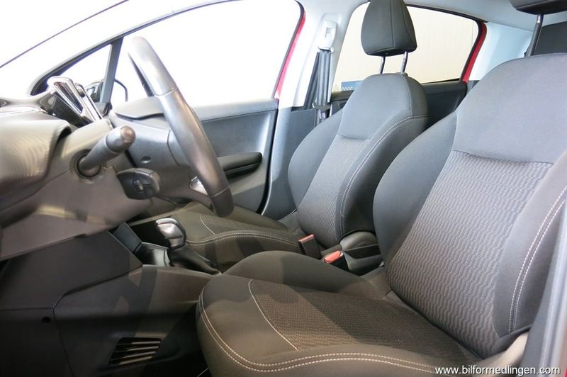 Peugeot 208 bild 10