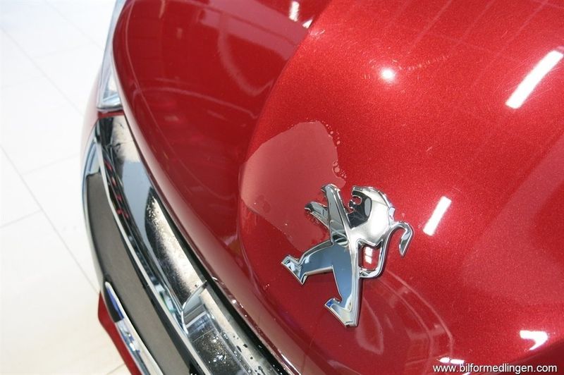 Peugeot 208 bild 13