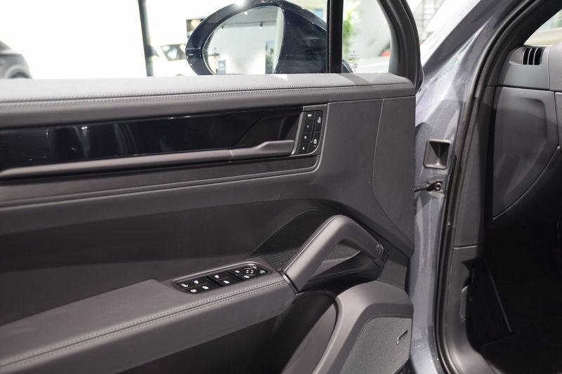 Porsche Cayenne bild 7