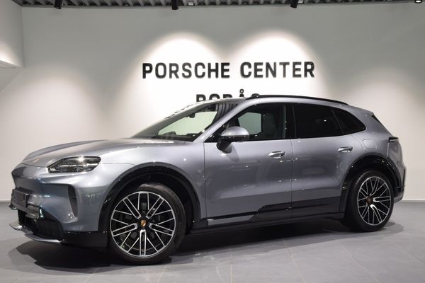Porsche Cayenne Electric - 2026