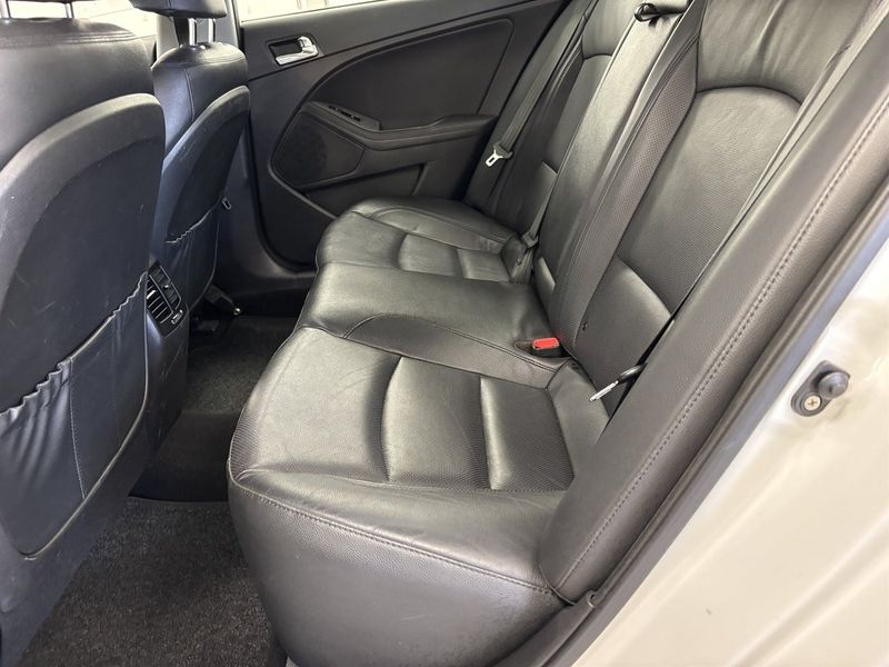 Kia Optima bild 7