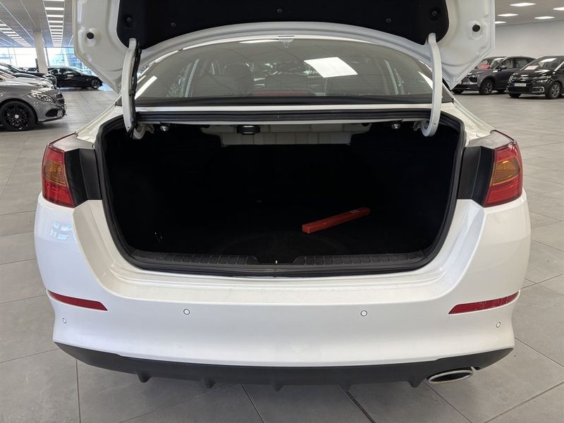 Kia Optima bild 6