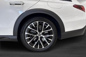 Mercedes E300 bild 5