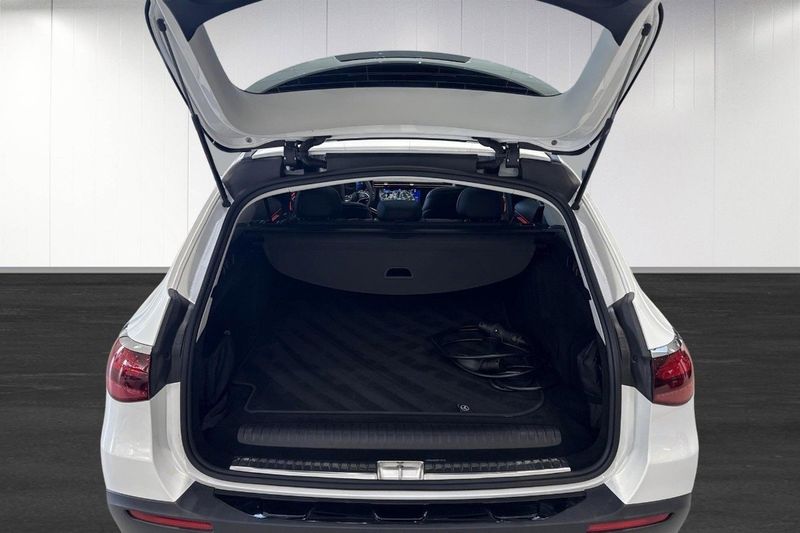 Mercedes E300 bild 6
