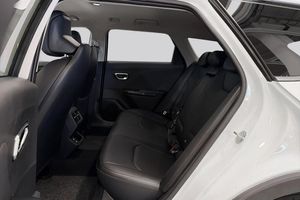 Kia K4 bild 9
