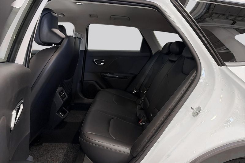 Kia K4 bild 9