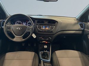 Hyundai i20 bild 8