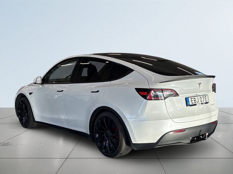 Tesla Model Y bild 5