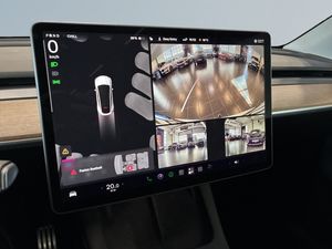 Tesla Model Y bild 11