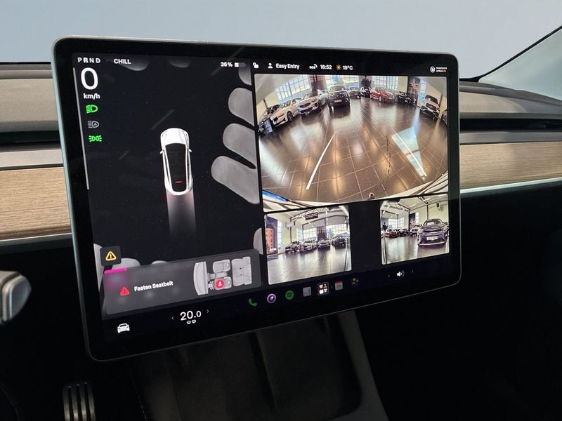Tesla Model Y bild 11