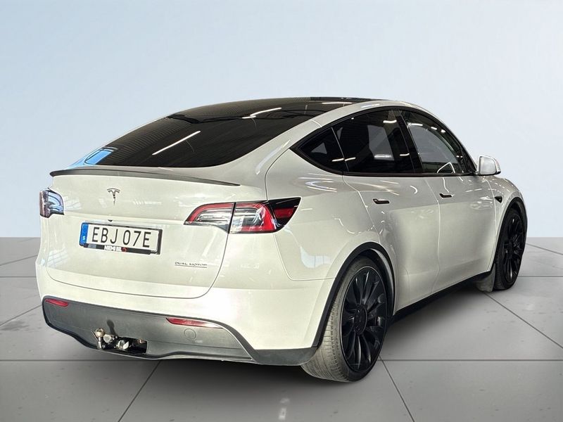 Tesla Model Y bild 6