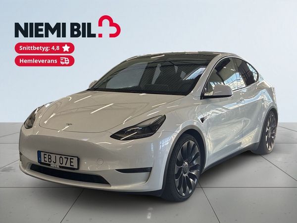 Tesla Model Y Performance S&V-Hjul/Drag/Kamera/Värmepump/Pano/Navi - 2023