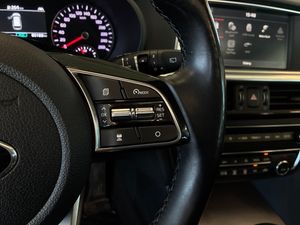 Kia Optima bild 24