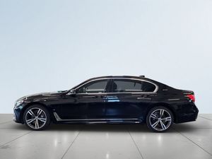 BMW 740 bild 4