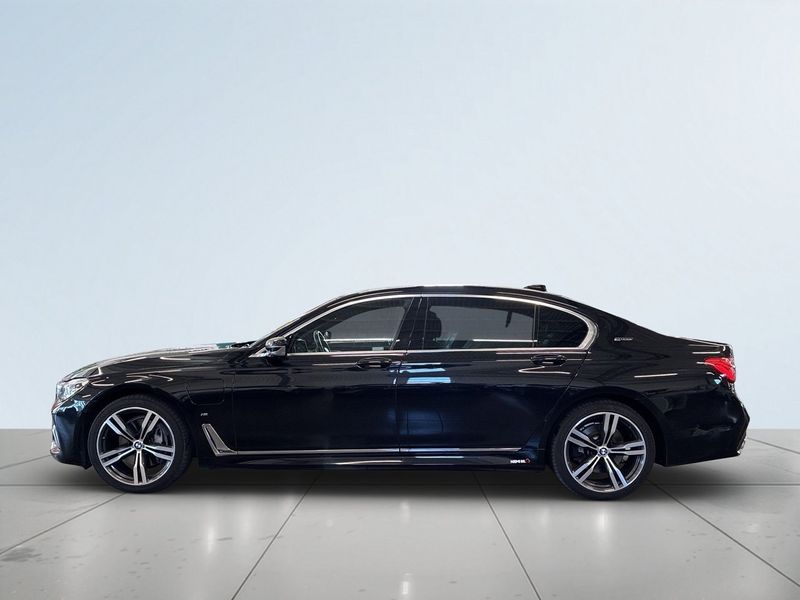 BMW 740 bild 4