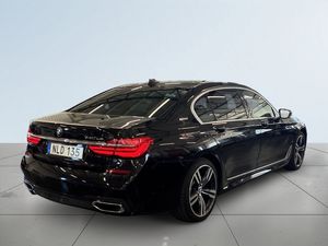 BMW 740 bild 6