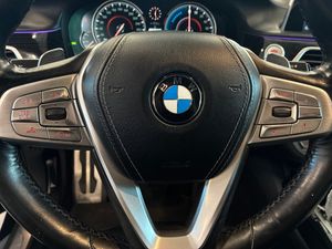 BMW 740 bild 18