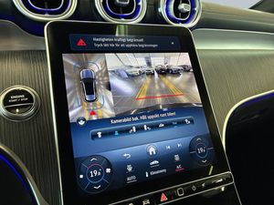 Mercedes GLC300 bild 15