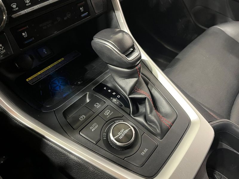 Toyota RAV4 bild 17