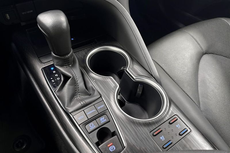 Toyota Camry bild 15
