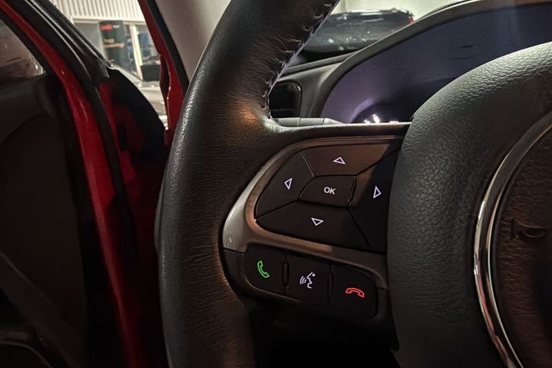 Jeep Renegade bild 13