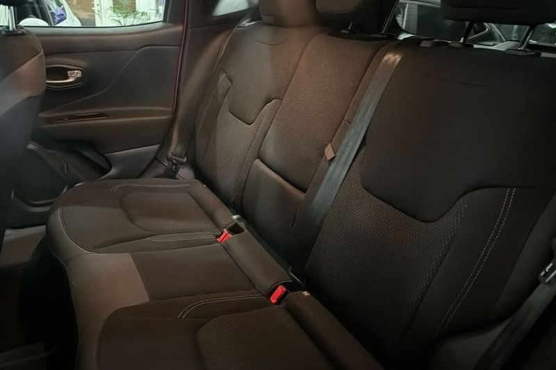 Jeep Renegade bild 10