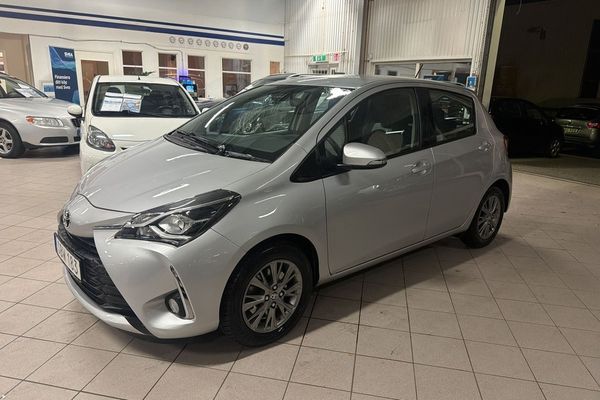 Toyota Yaris 5-dörrar1.5 VVT-iE Active/SUPERDEAL 3.95%/B-KAM/K-KEDJA - 2018