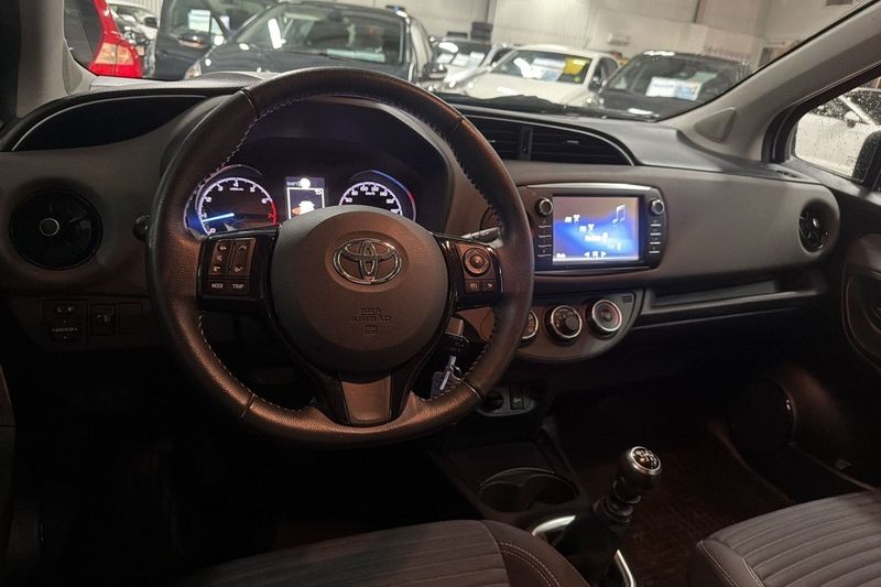 Toyota Yaris bild 11