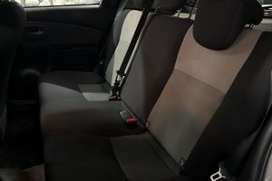 Toyota Yaris bild 12