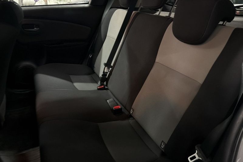 Toyota Yaris bild 12