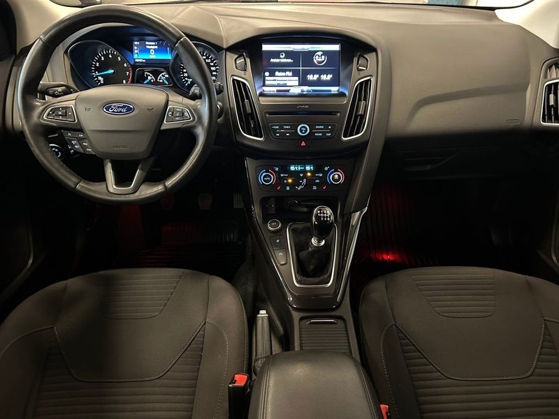 Ford Focus bild 14