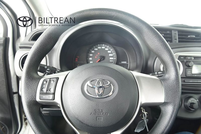 Toyota Yaris bild 8
