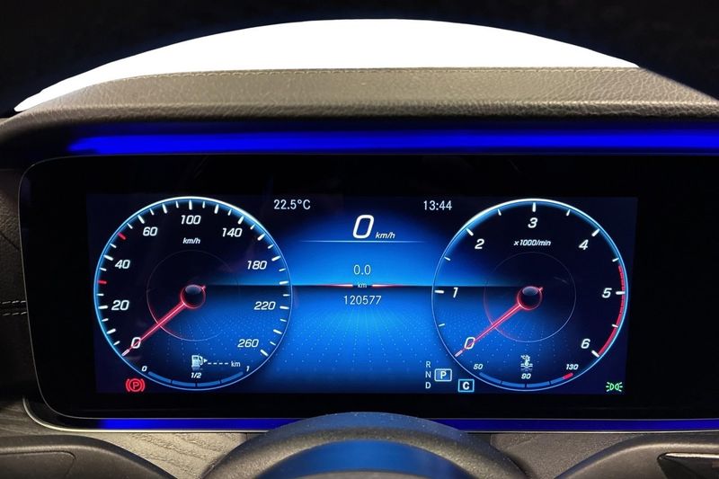 Mercedes E220 bild 12