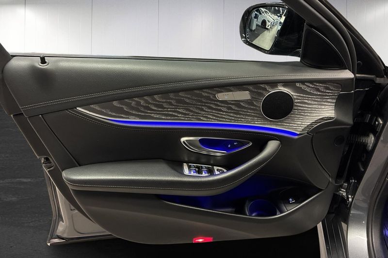 Mercedes E220 bild 13