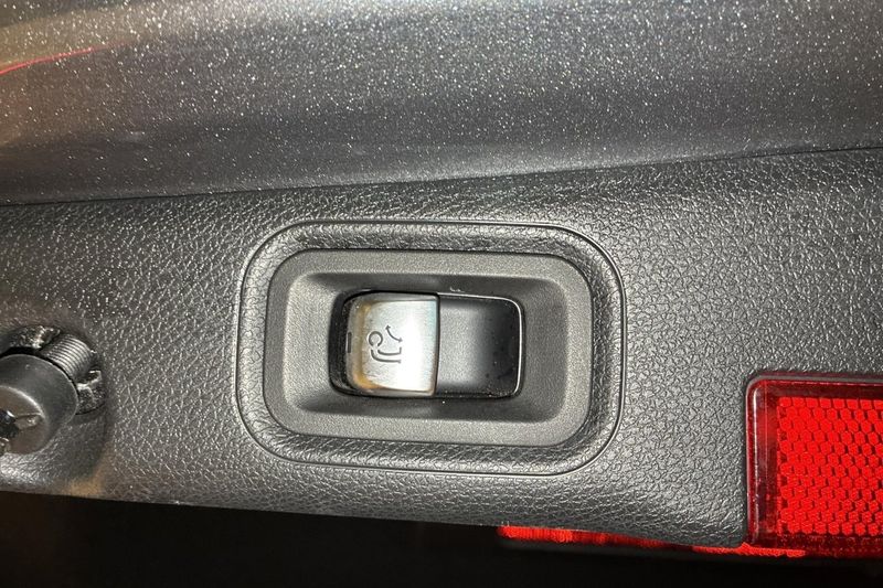 Mercedes E220 bild 22