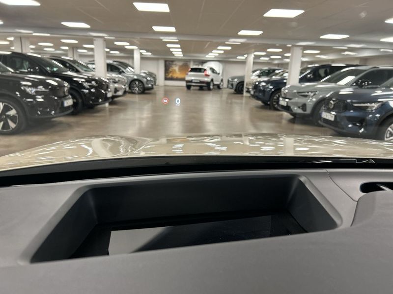 Volvo EX90 bild 17