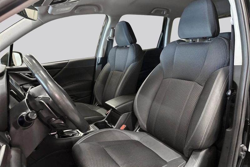Subaru Forester bild 8