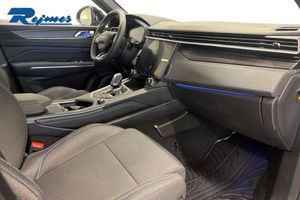 Lynk & Co 01 bild 17