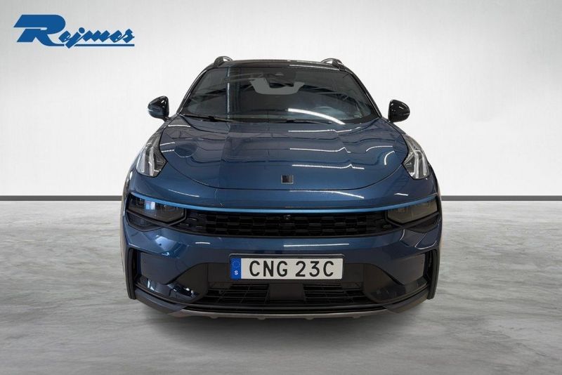 Lynk & Co 01 bild 5