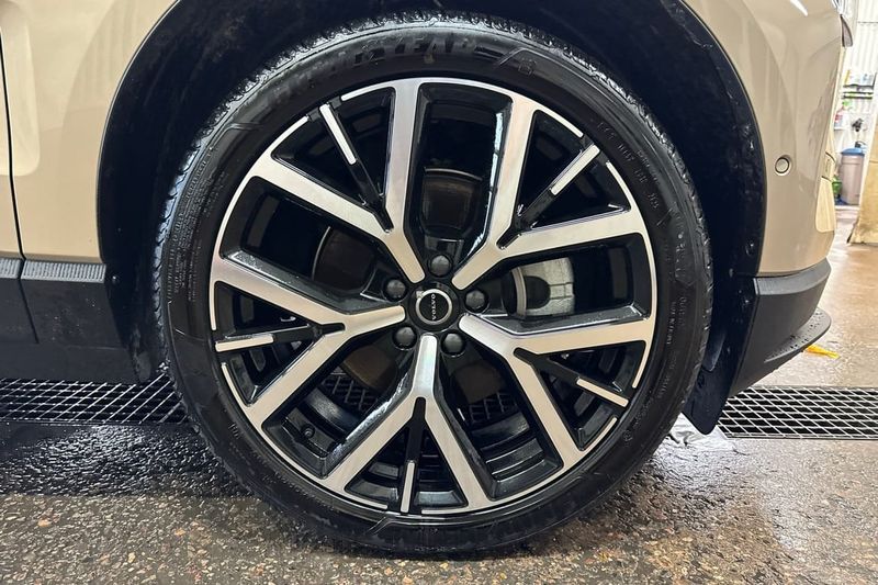 Volvo EX30 bild 17