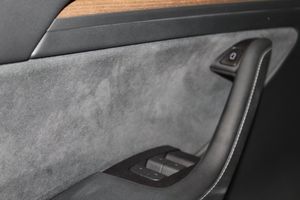 Tesla Model Y bild 17