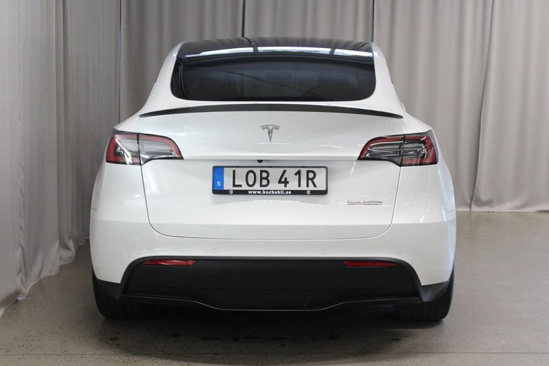Tesla Model Y bild 7