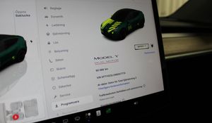 Tesla Model Y bild 27