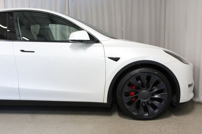 Tesla Model Y bild 3