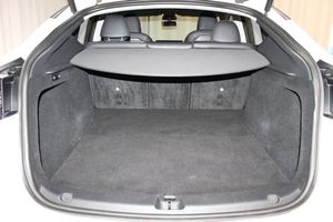 Tesla Model Y bild 23