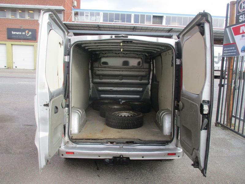 Nissan Primastar bild 7