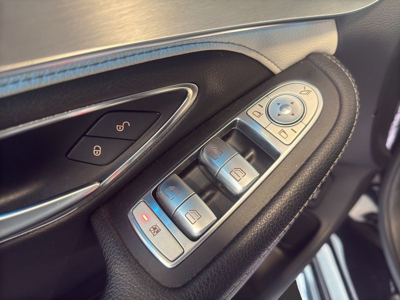 Mercedes C63 AMG bild 24