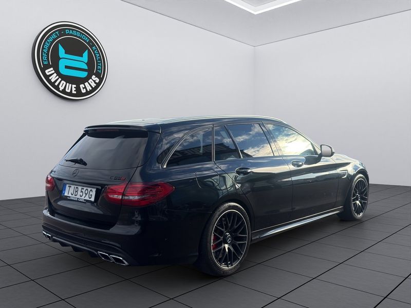 Mercedes C63 AMG bild 3