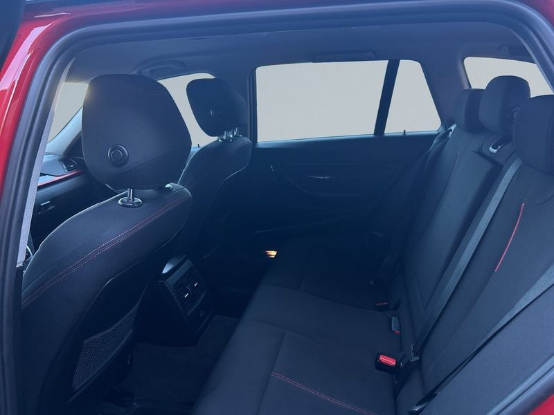 BMW 320 bild 13