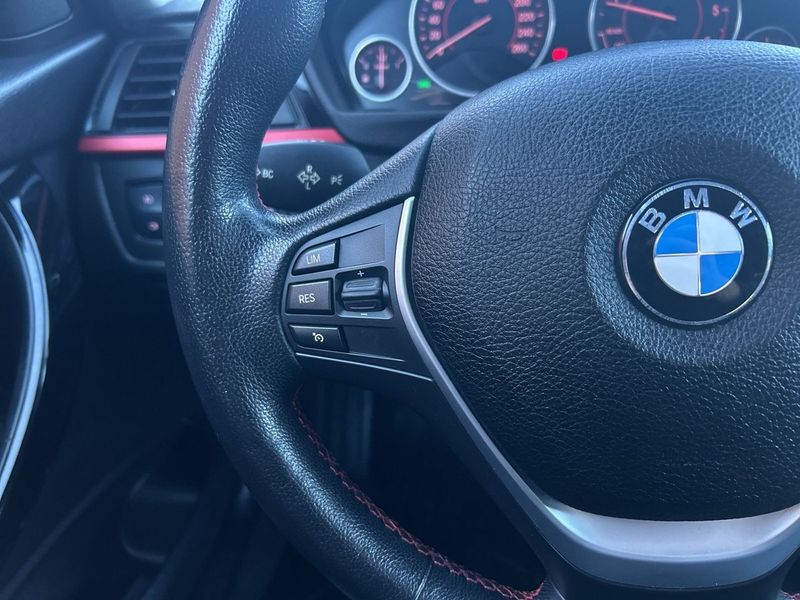 BMW 320 bild 22